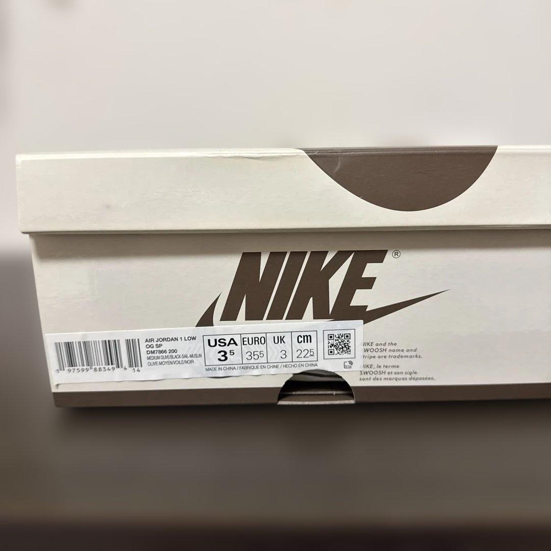 Travis Scott×Jordan 1 Low リバースオリーブ