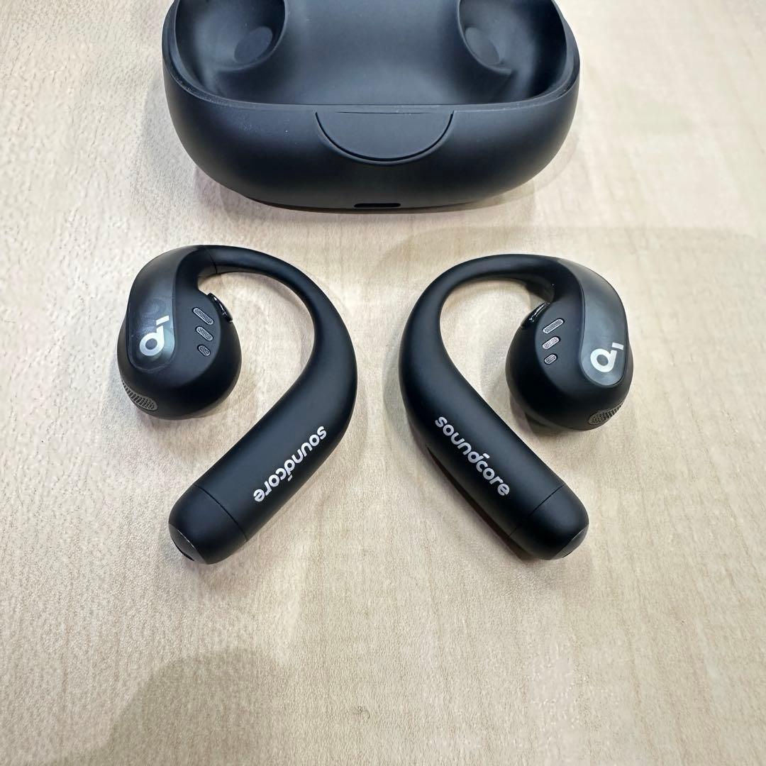 Soundcore AeroFit Pro ワイヤレスイヤホン