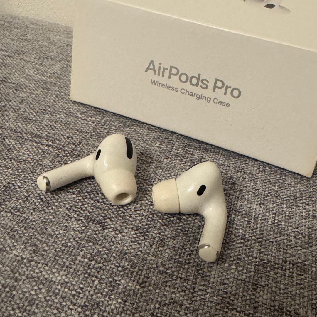 【美品】正規品　アップル　Apple AirPods Pro 本体　箱付き