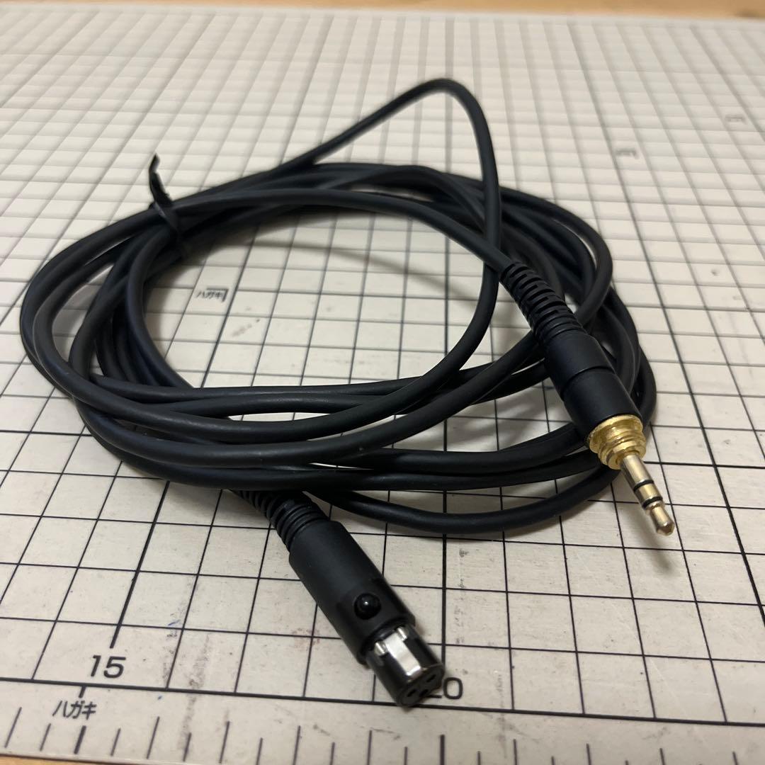 ヘッドホン AKG K240-PP Peaky P-Key