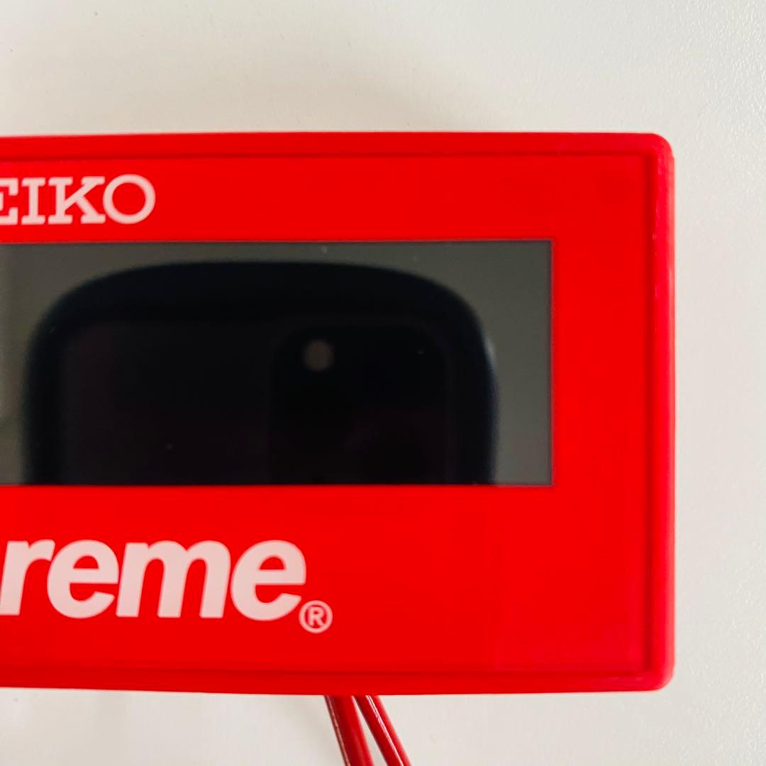 SEIKO Supreme デジタル置時計 赤