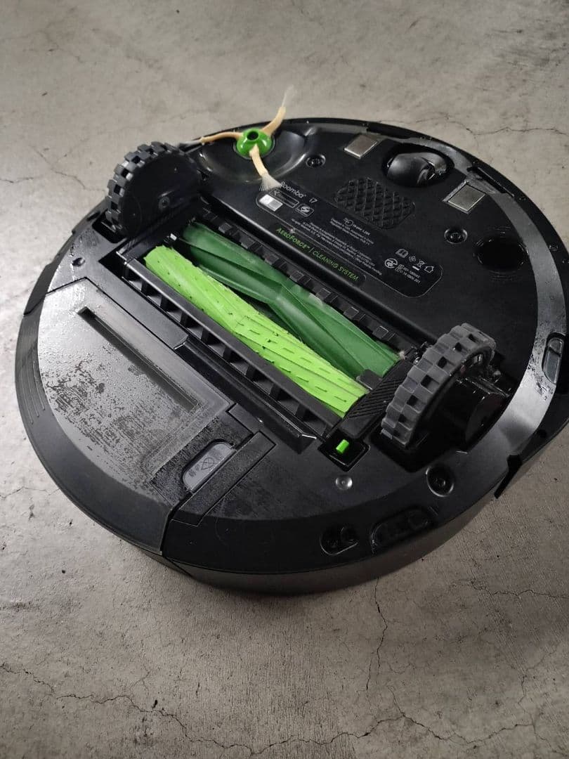 *✰ 美品 ✰*iRobot ルンバ i7（ロボット掃除機）本体 高性能モデル