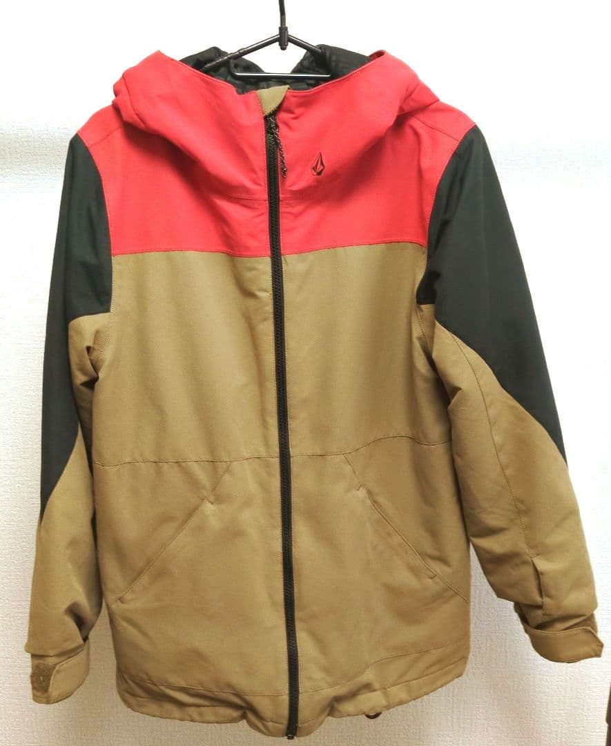 C.O.S GENTA　volcomウェア　上下セット　ジュニア