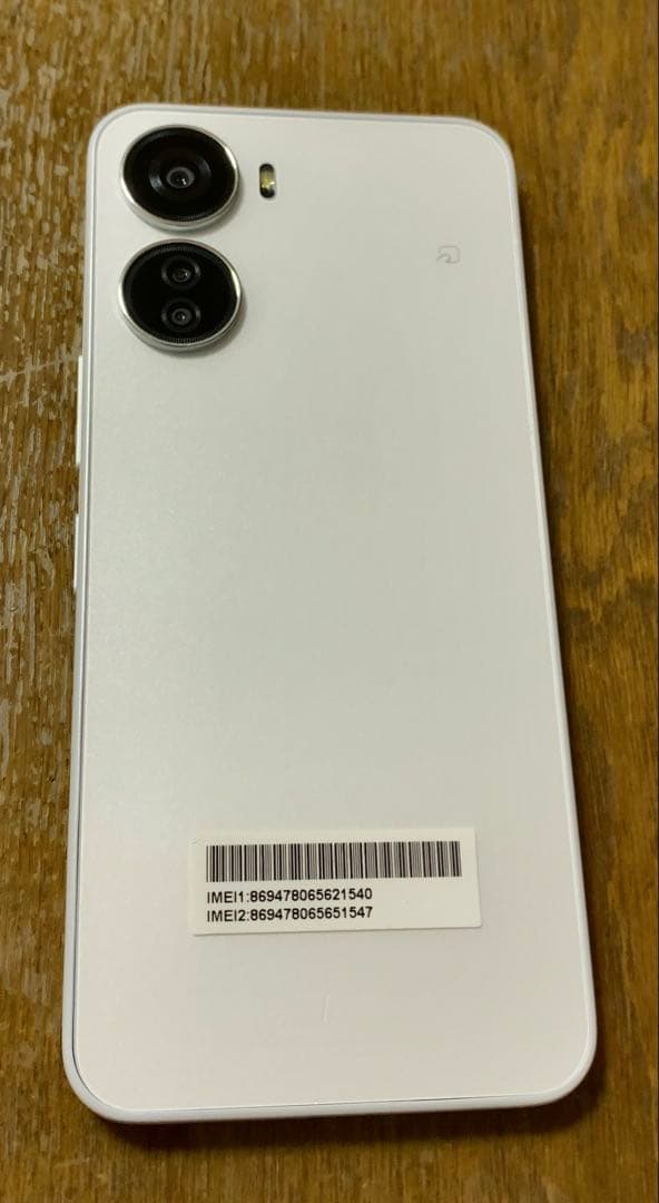 y*h様 ほぼ新品ワイモバイル　Libero 5G IV ホワイト　simフリー