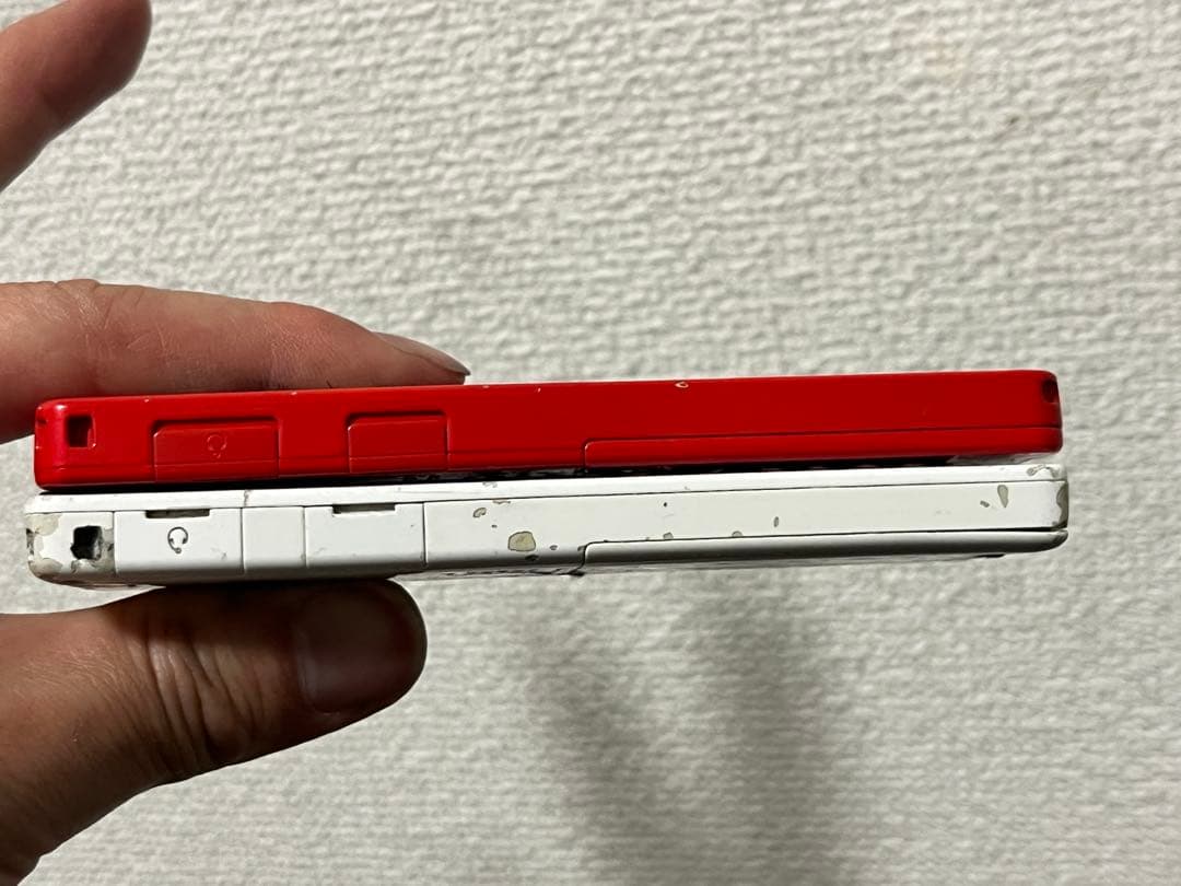 LIBERO ホワイト & HONEY BEE レッド 携帯電話本体　起動確認済