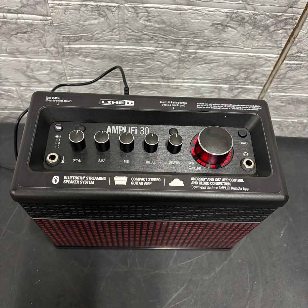957　極美品　ほぼ新品　LINE6 AMPLIFI30 コンパクトギターアンプ