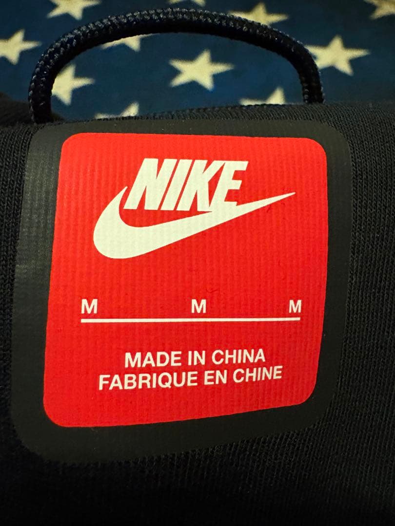 美品 テックフリース 黒 NIKE 赤タグ M