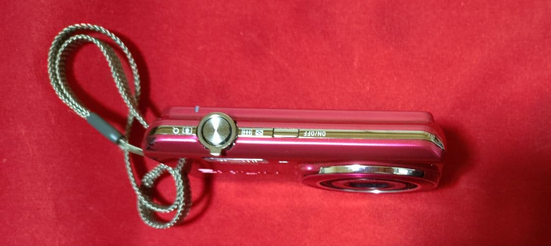 【SDカード8GB付き】CASIO　EXILIM　EX-ZS26　デジカメ