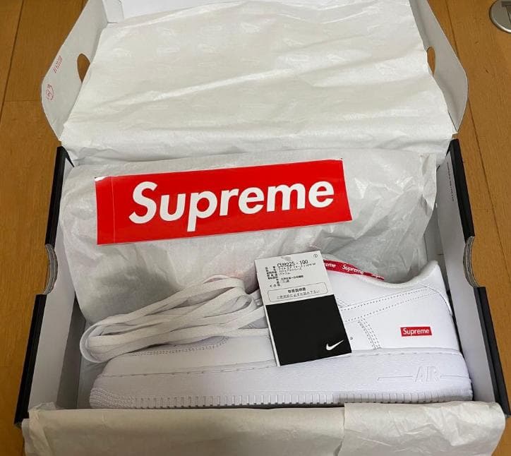 Supreme Nike Air Force 1 シュプリーム エアフォース1