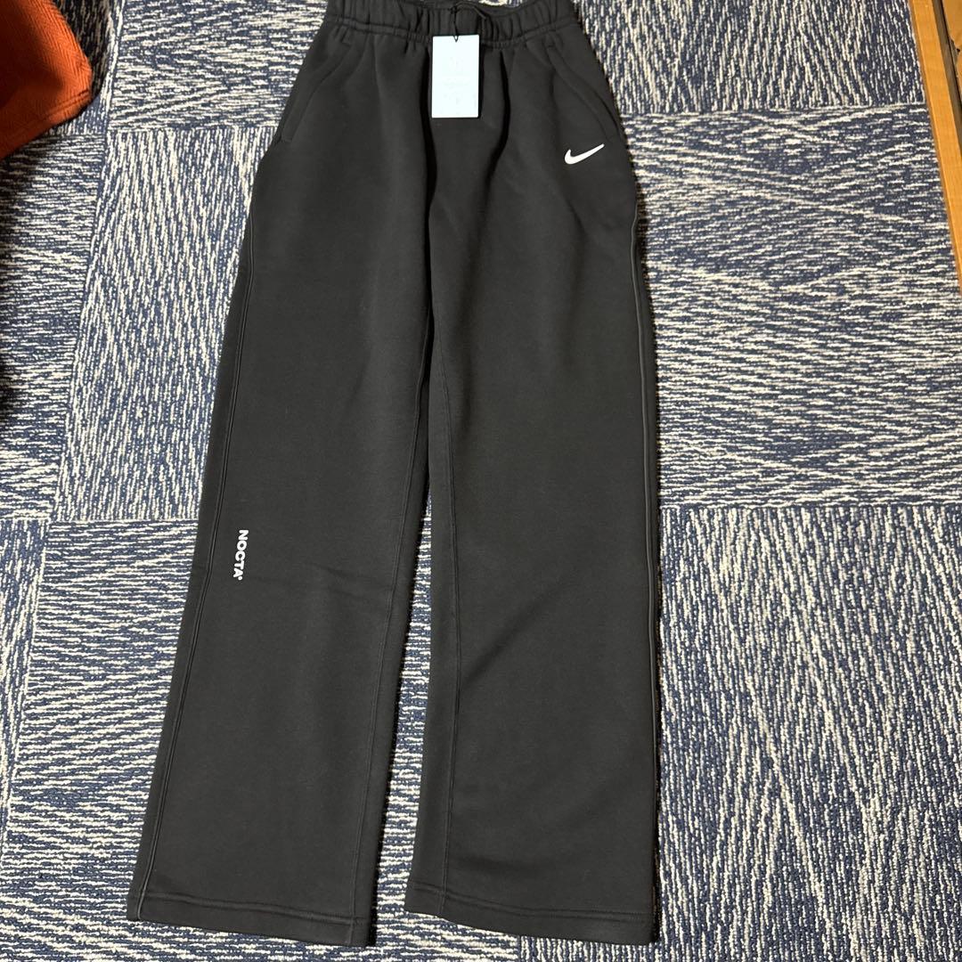 NIKEノクタテックフリース