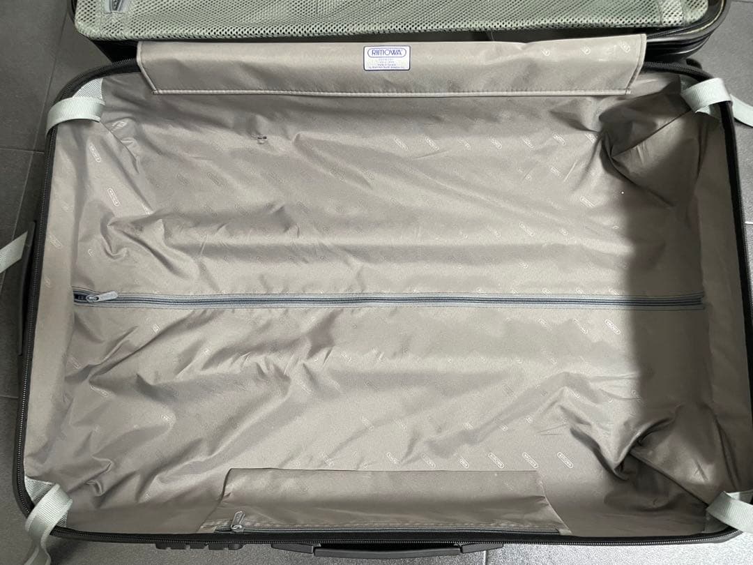 美品) RIMOWAリモワ サルサ キャリーケース ブラック 4輪