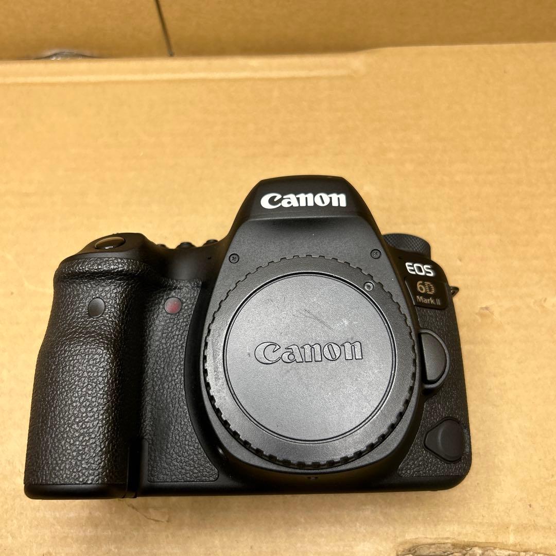 Canon デジタル一眼レフカメラ EOS 6D Mark II ボディー