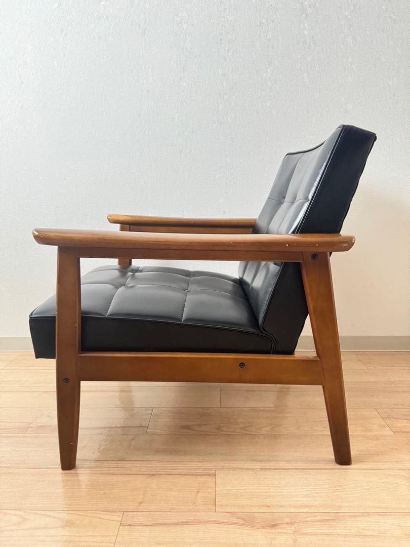 カリモク60 Kチェア 1シーター ブラック【梱包たのめる便発送】