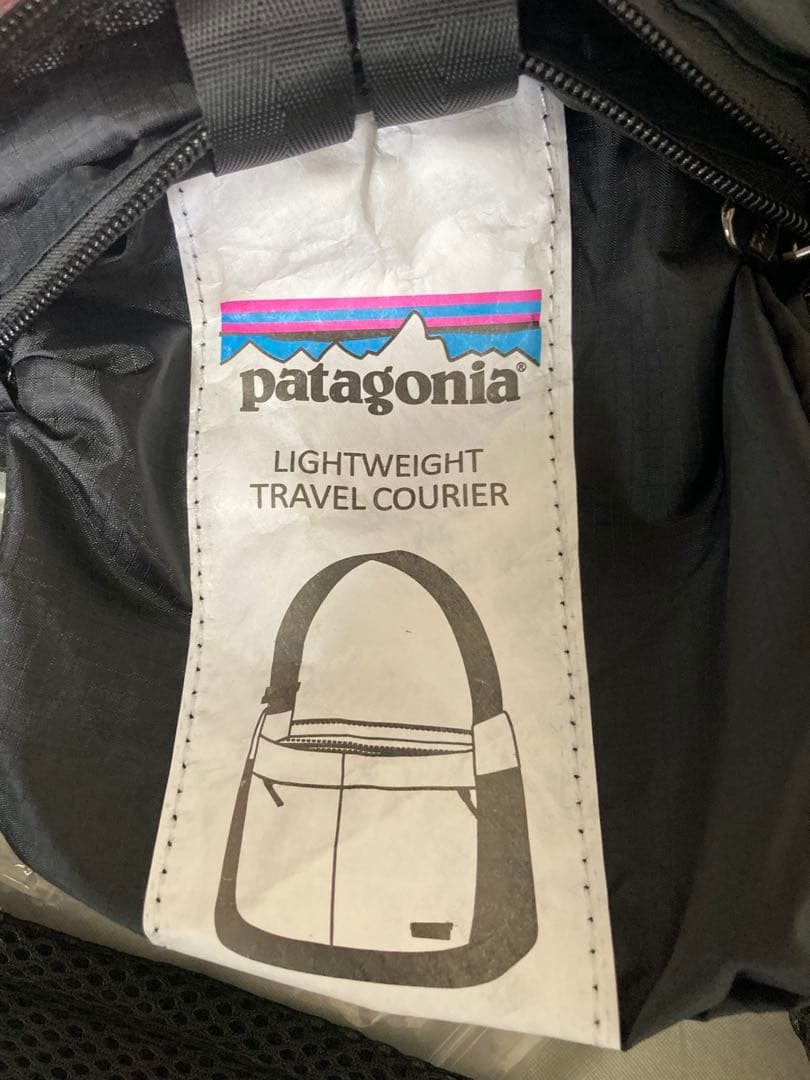 Patagonia Travel Courie トラベルバッグ 防水ブラック