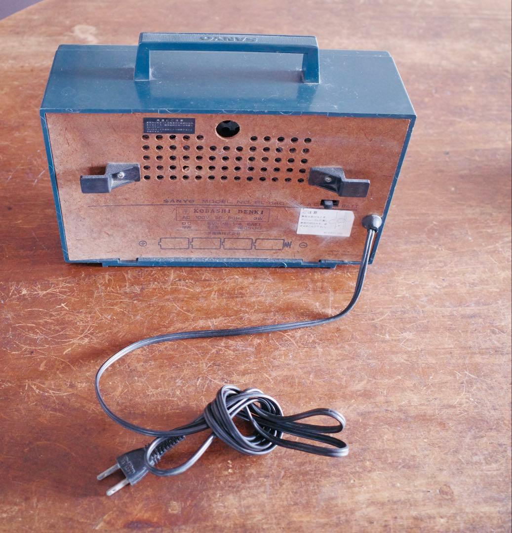 SANYO サンヨー　三洋　RL1140 卓上型AMラジオ　ジャンク