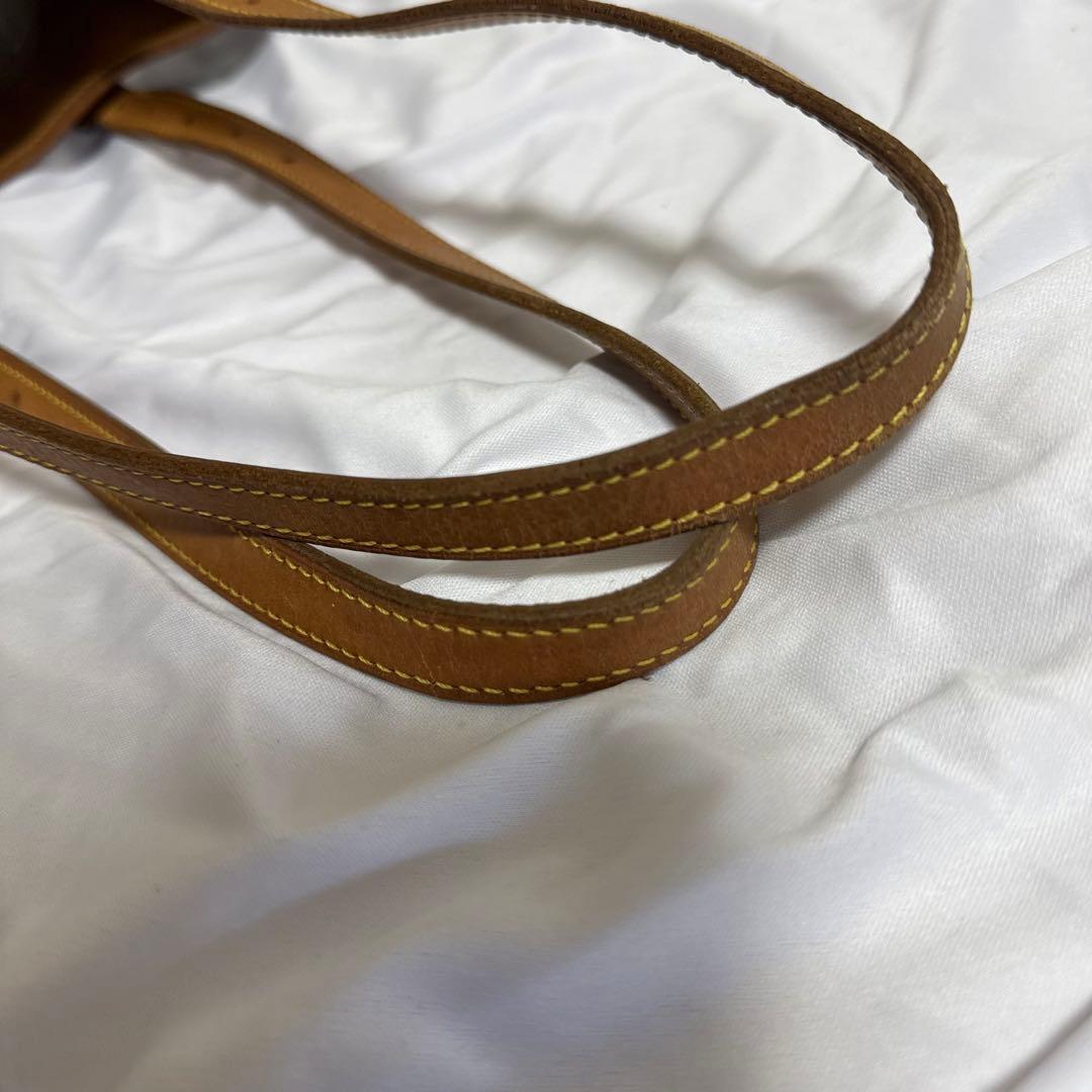 VUITTON ルイヴィトン　モノグラム　バケットGM