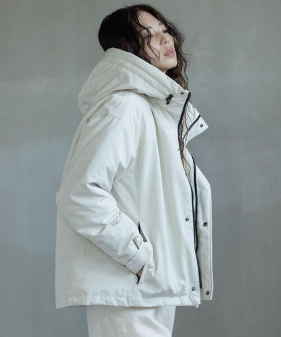 新品◎サニーレーベル◎フーディーダウンジャケット//アイボリー