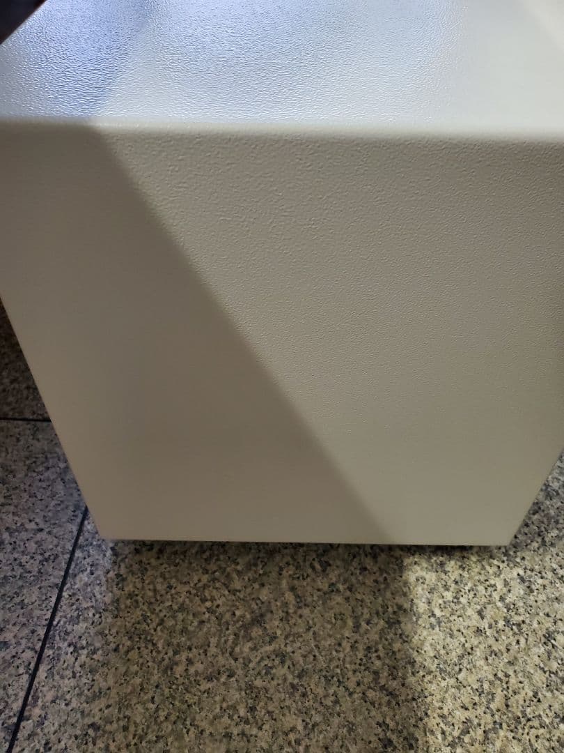 【極美品】EIKO 中型金庫 ダイヤル式とキー式　送料着払い負担