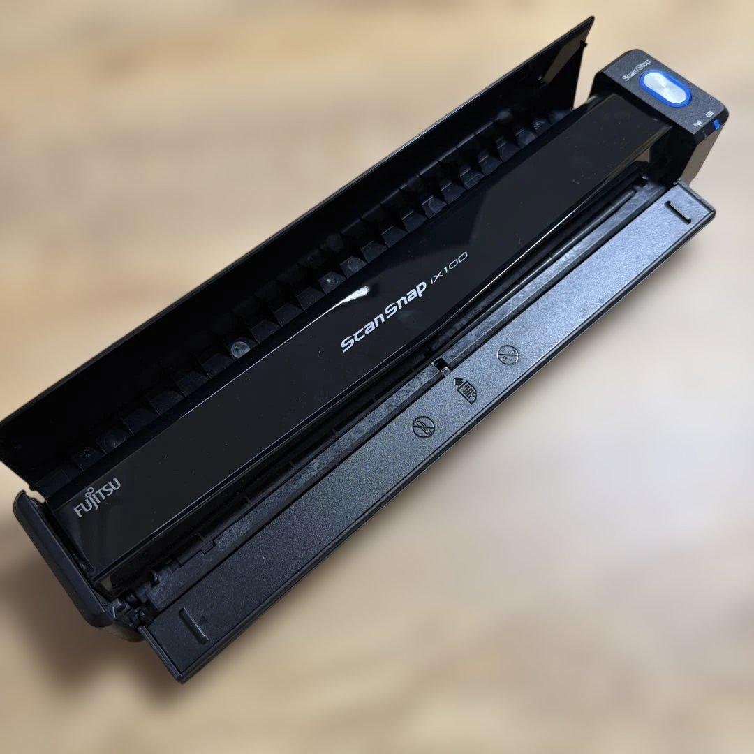 ScanSnap ix100 ドキュメントスキャナー