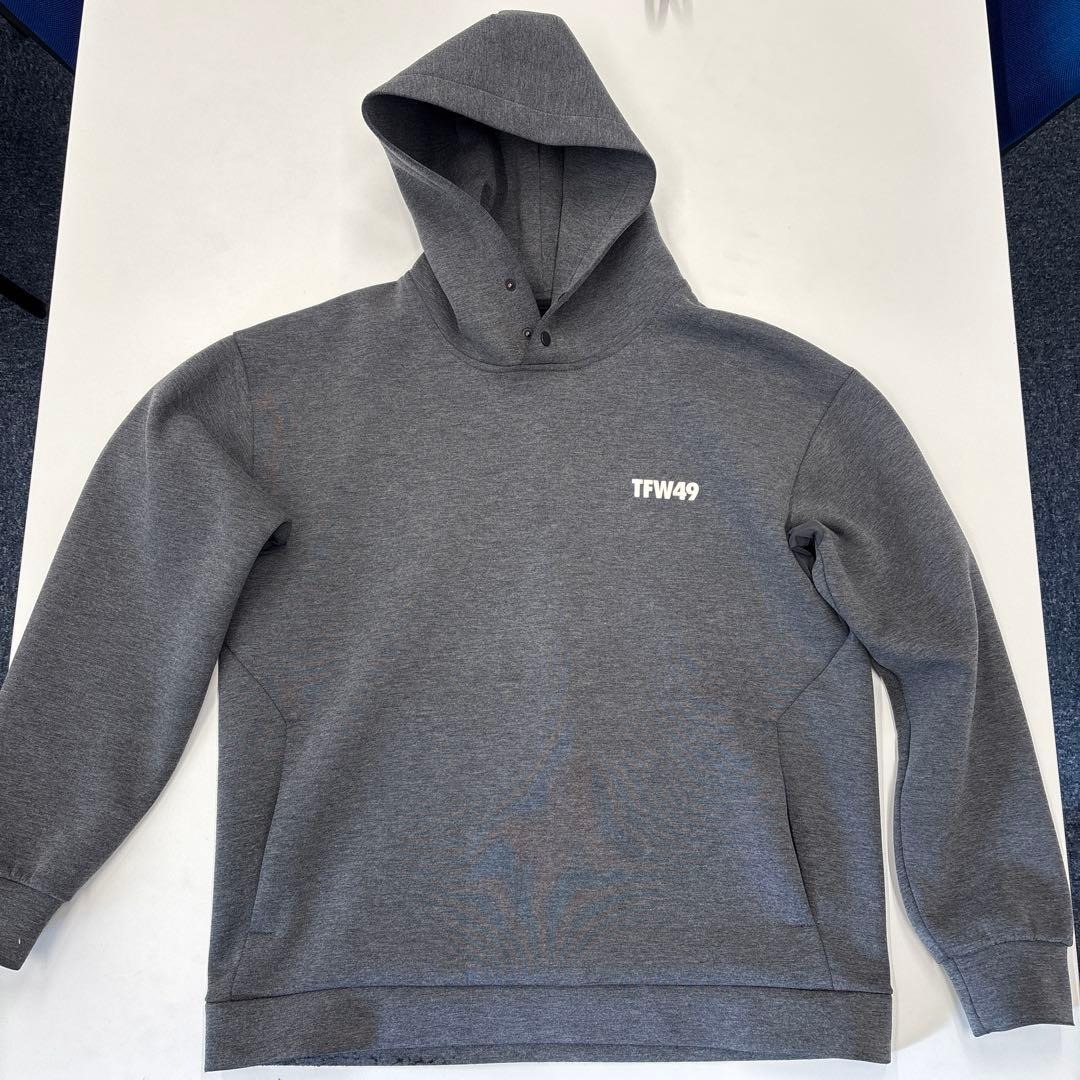 TFW49 スウェットパーカー　グレー