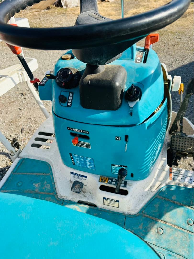 クボタ 田植機 ホワイト/ブルー