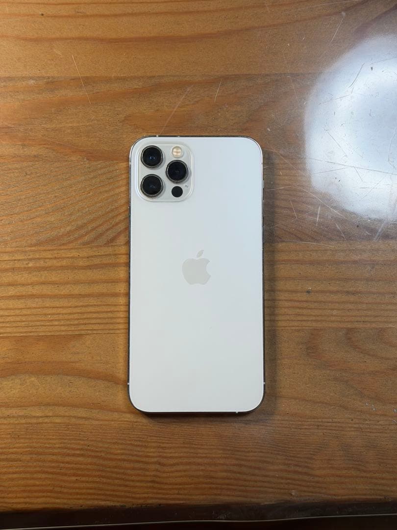 【美品】iPhone 12 pro シルバー　128GB 箱付き