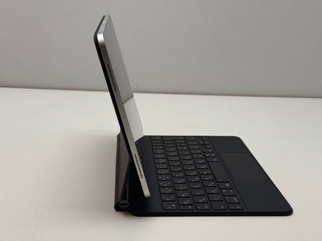 N*g様 H*n様 iPadPro 11インチ 第2世代 128GB Magic