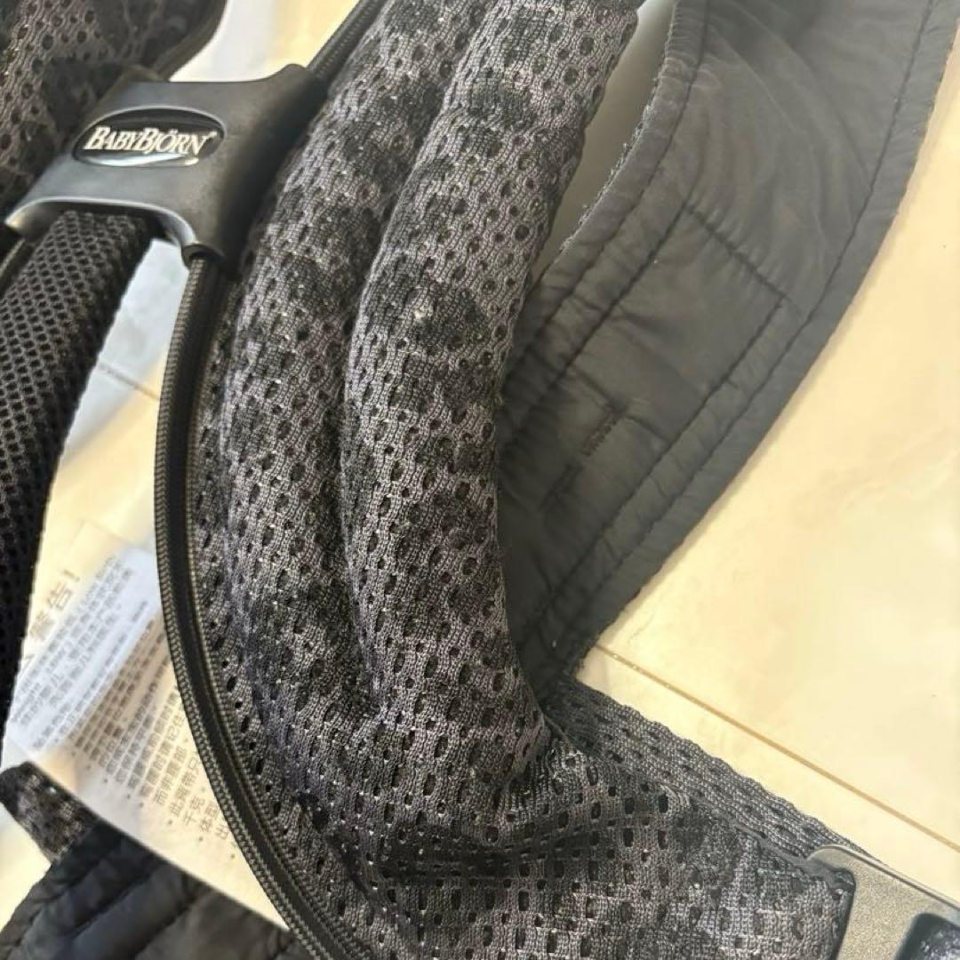 ベビービョルン 抱っこ紐 ベビーキャリアミニ ヒョウ柄 アニマル柄 メッシュ