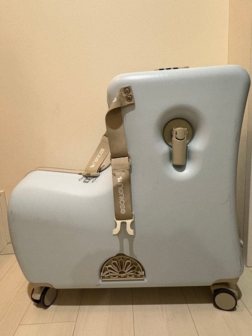 NORICCO ノリッコ 子どもが乗れるキャリーケース Mサイズ パステルブルー