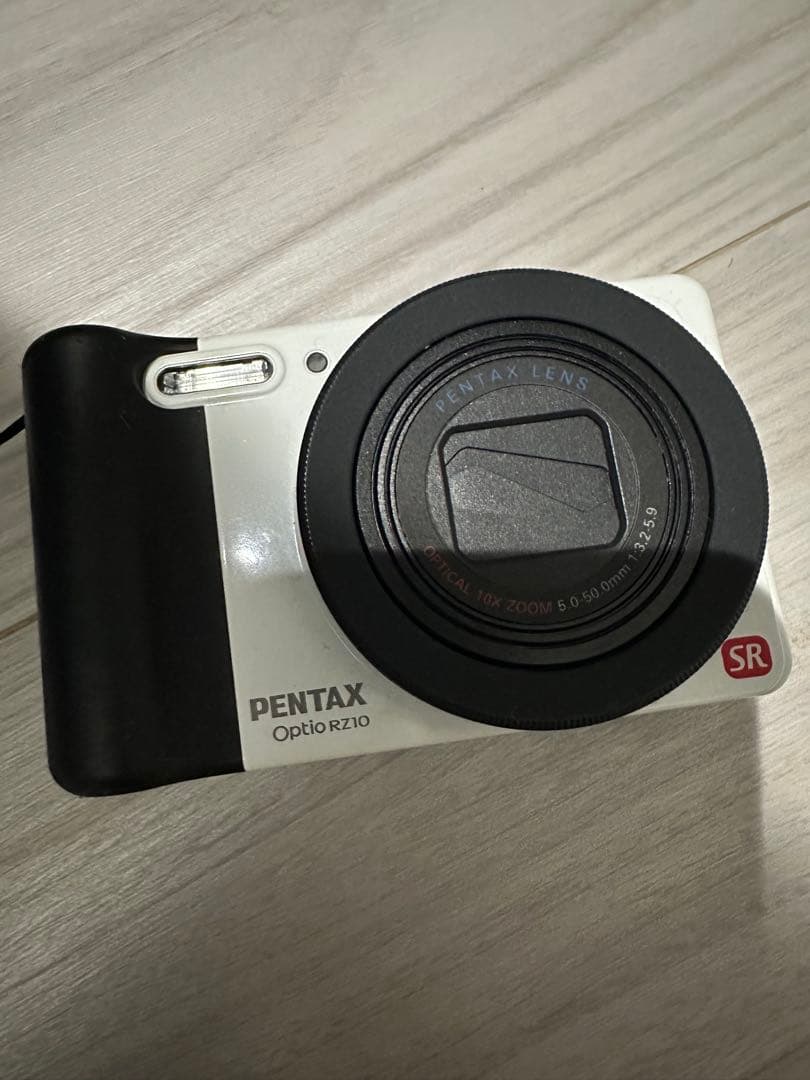 【美品】PENTAX Optio RZ10 ホワイト　オールドコンデジ