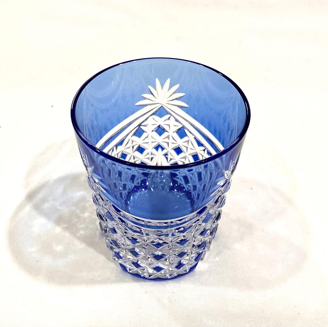 江戸切子／カガミクリスタルの重厚な　”幕襞に四角籠目紋”　ペアロックグラス