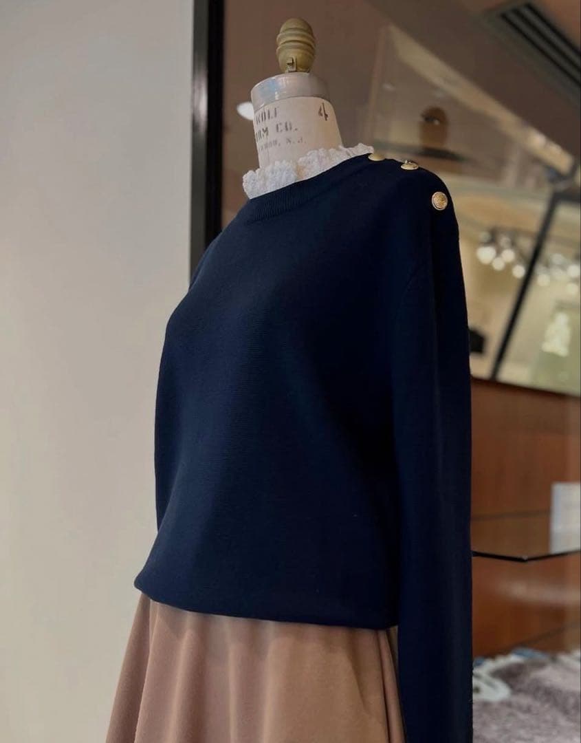 Drawer prune gold schmidt レースネックニット