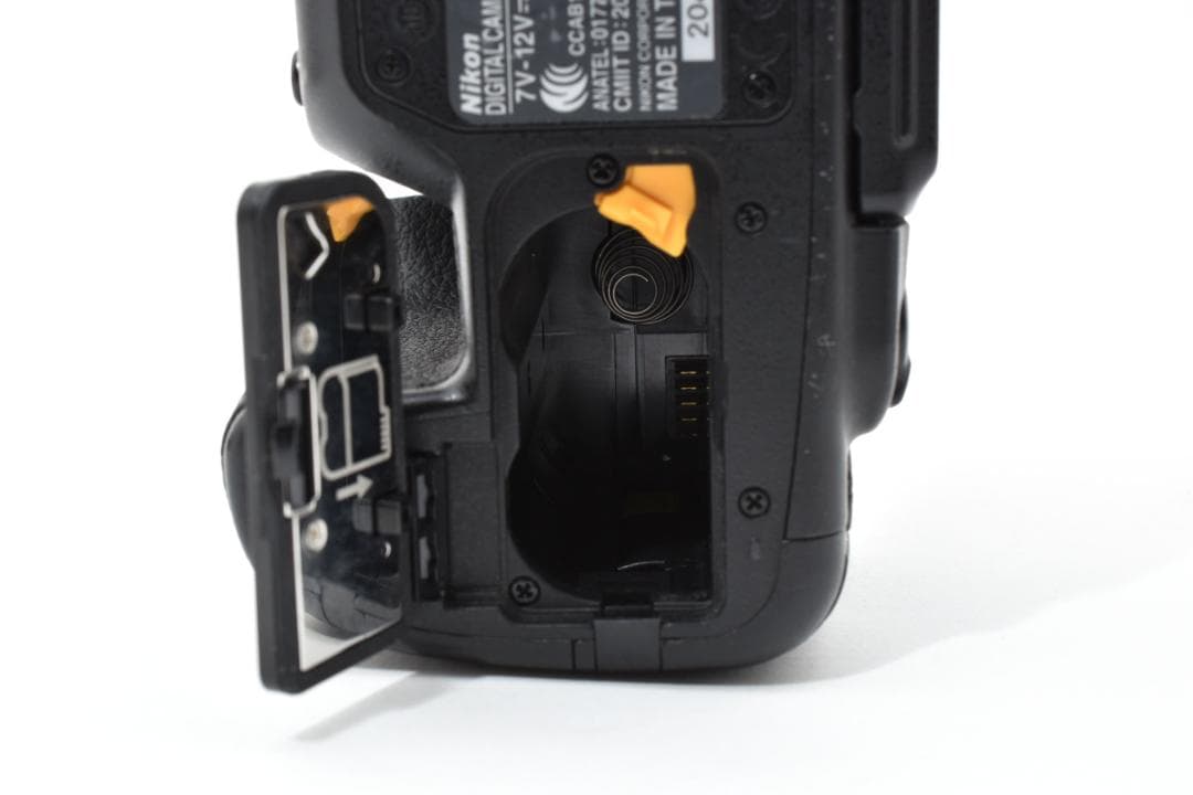 動確済 美品 Nikon D500 MB-D17 デジカメ #631