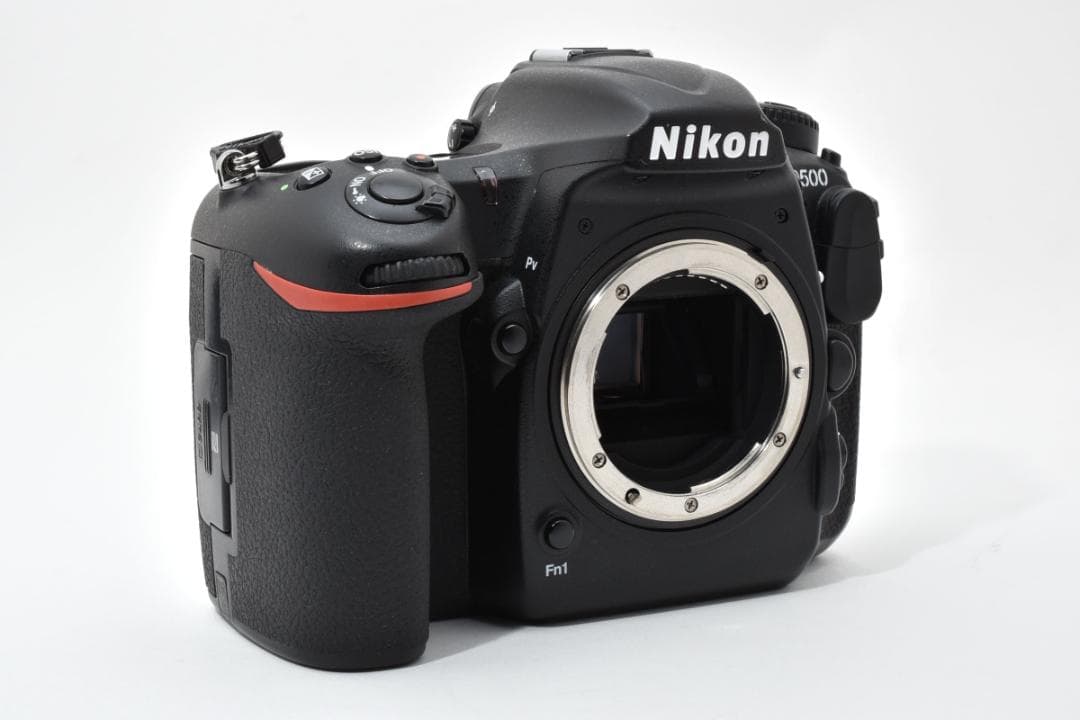動確済 美品 Nikon D500 MB-D17 デジカメ #631