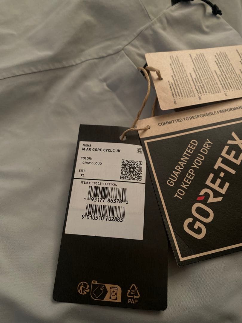 チゲ鍋　Burton [ak] サイクリック GORE-TEX 2L