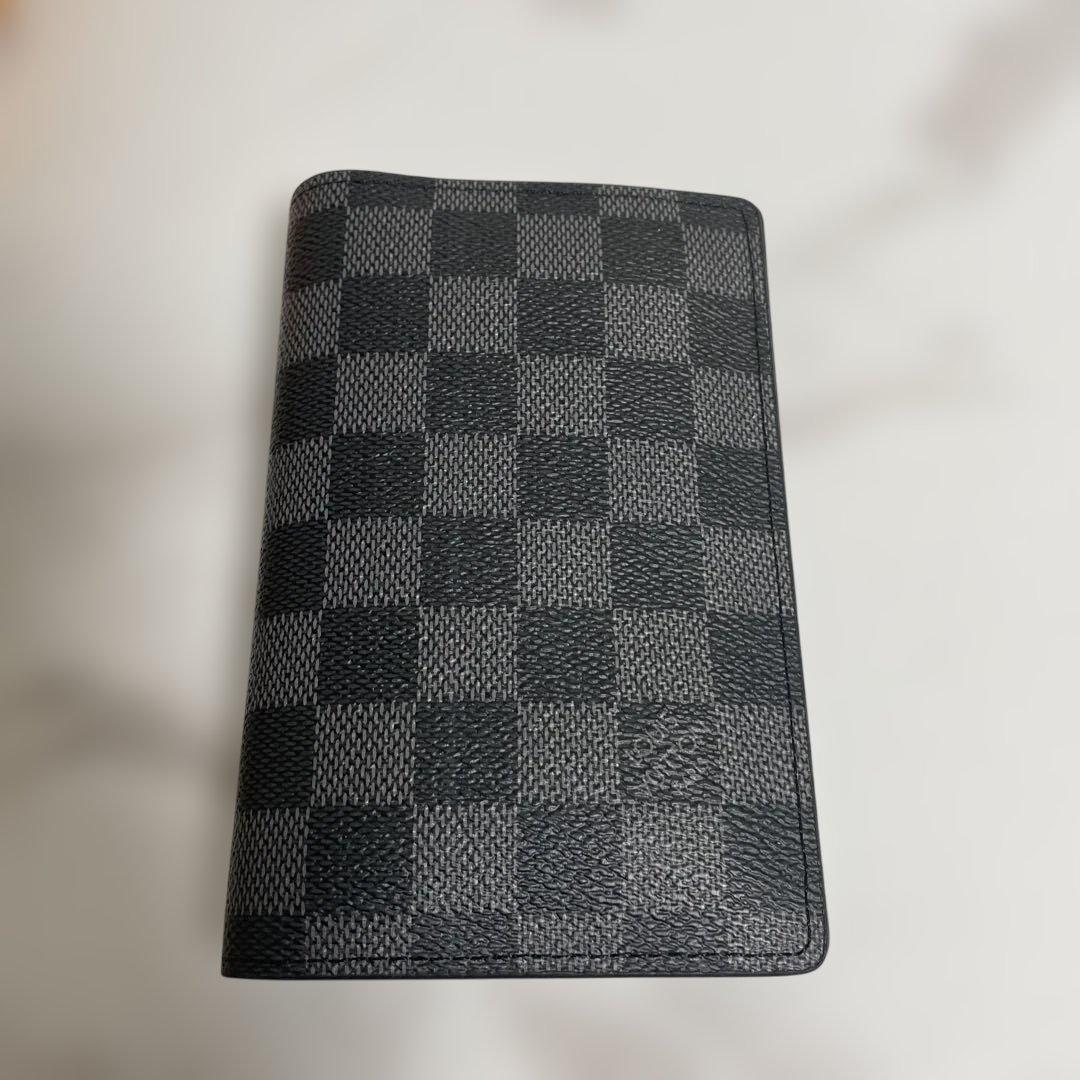 t*i様 LOUIS VUITTON パスポートケース ダミエパターン　未使用