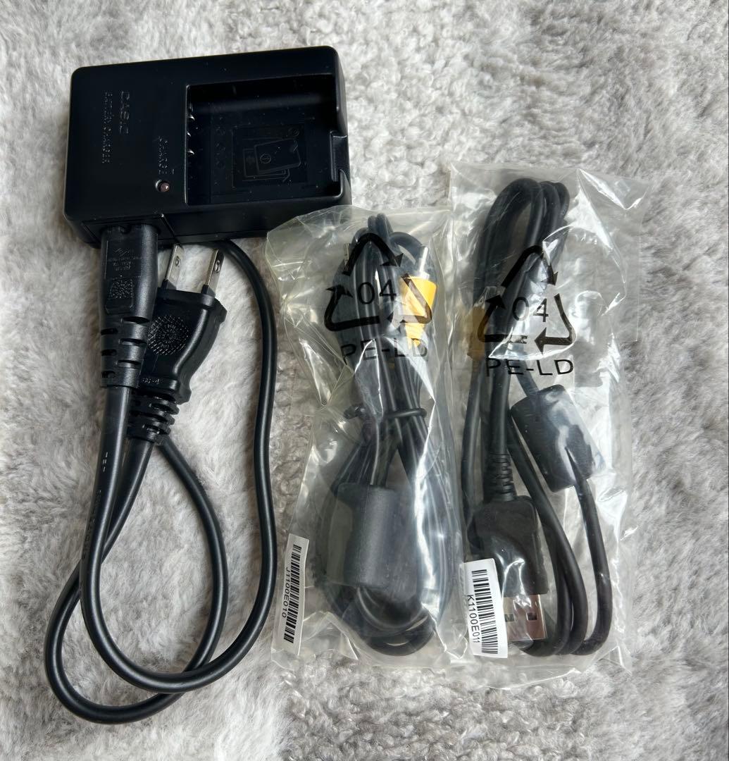 CASIO EXILIM EX-Z2000 デジカメ　箱・付属品完備　動作確認済