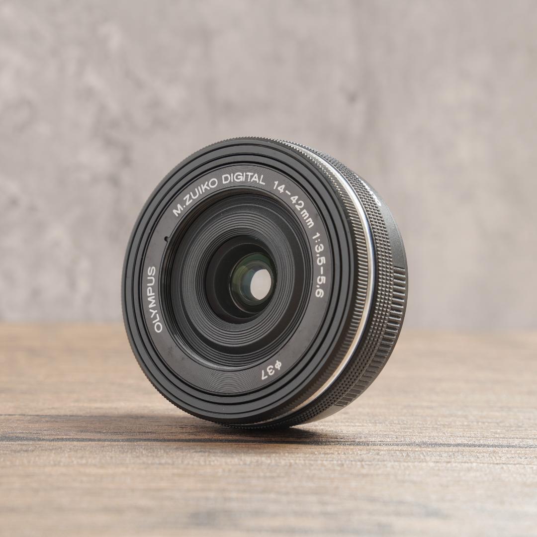 おまけなし！✨OLYMPUS PEN Lite E-PL7　1015