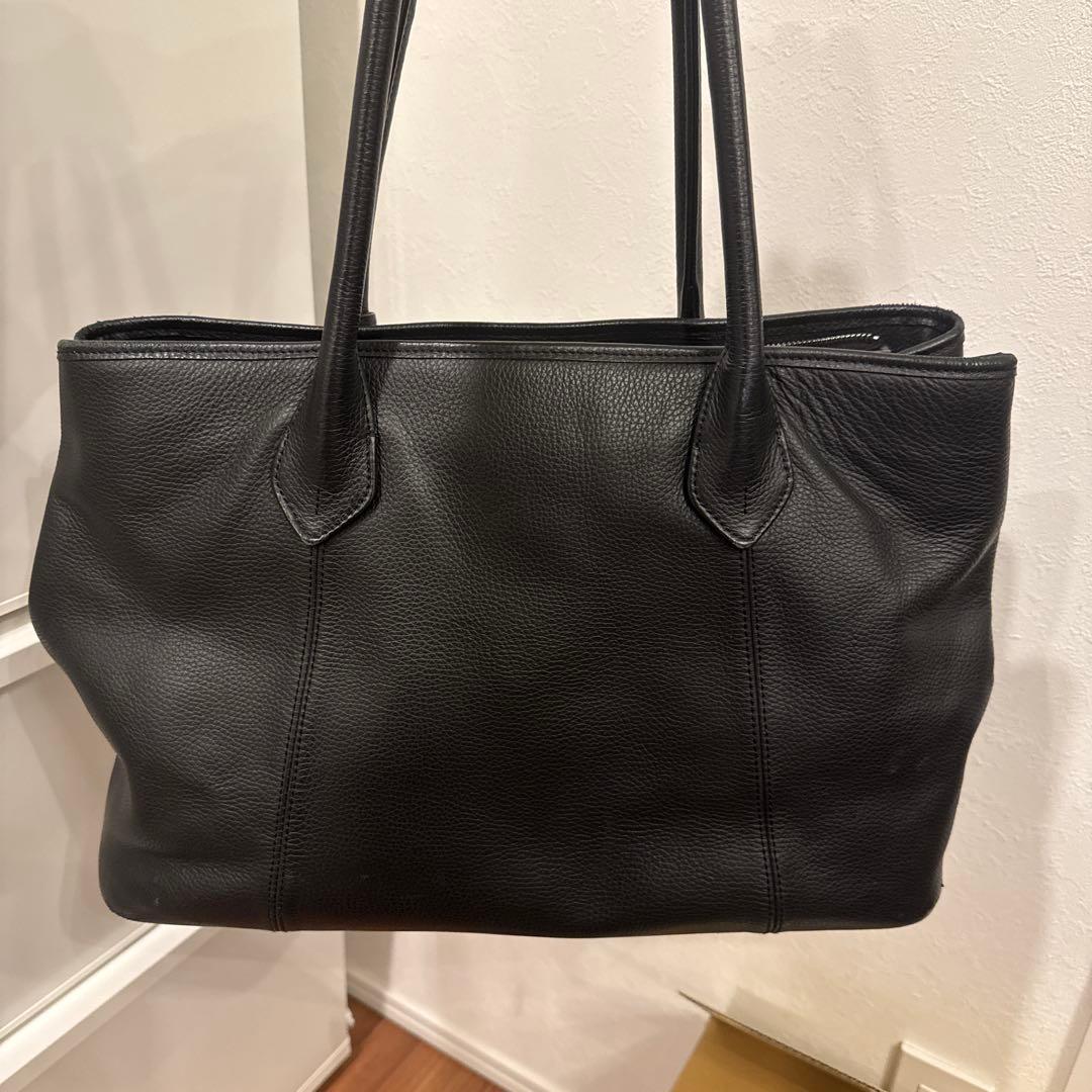 バーニーズニューヨーク　レザー ブラック トートバッグ