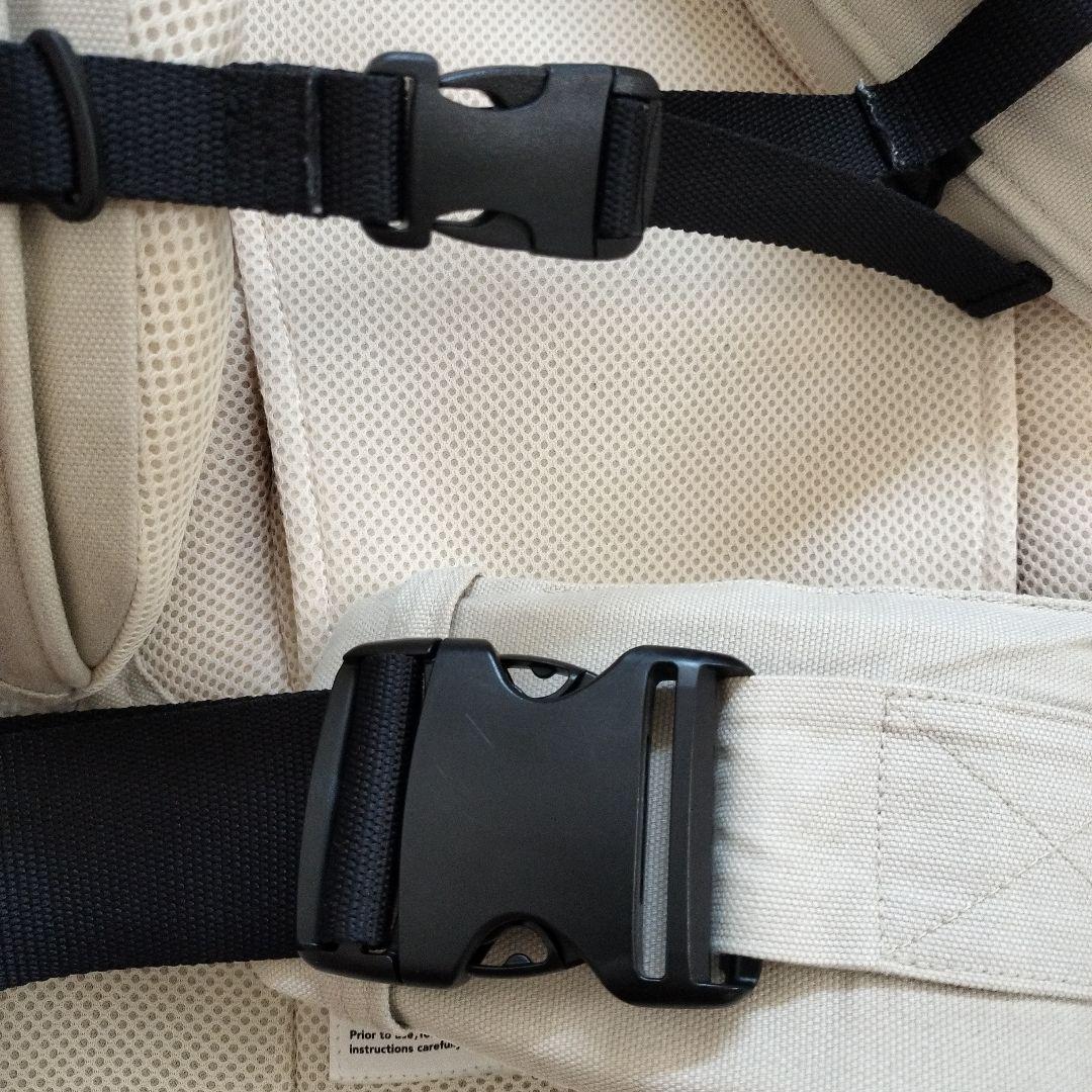 美品!!よだれパッド、ヘッドカバー未使用　キューズベリー　抱っこ紐