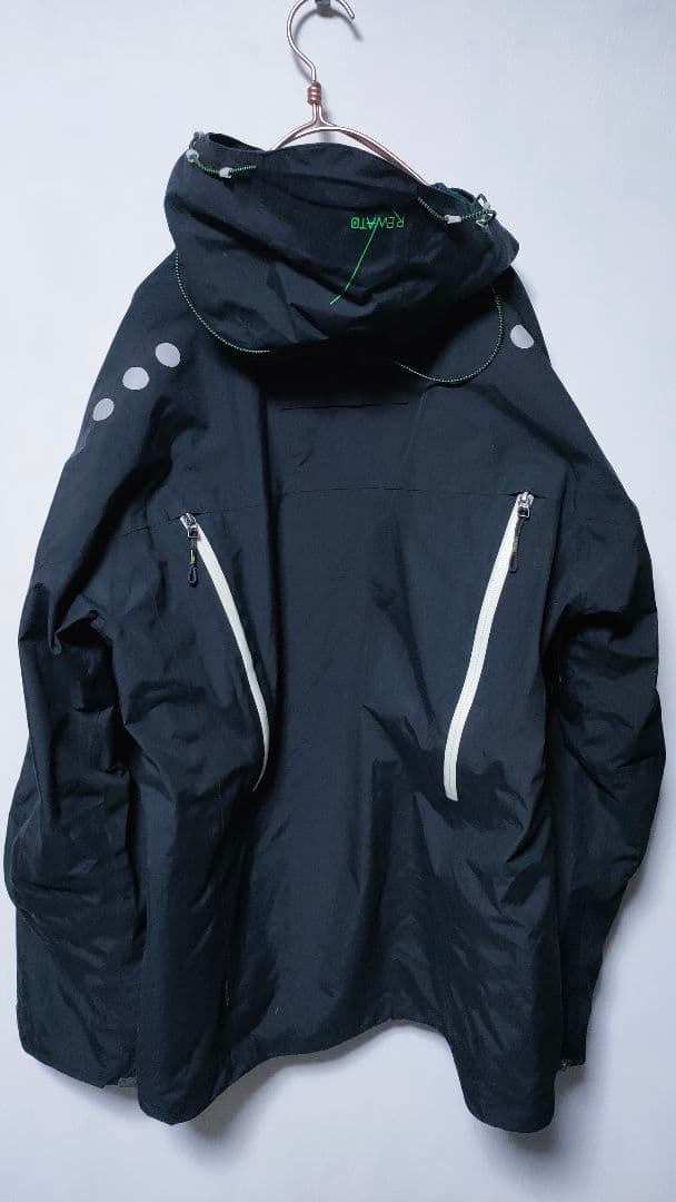 【REW アールイーダブリュー】 スノーボードウェア ゴアテックス