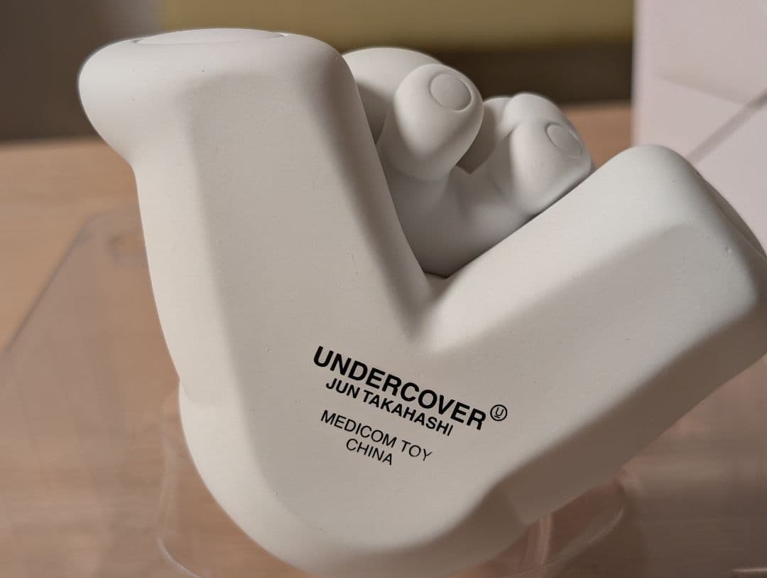 UNDERCOVER BEAR ホワイト フィギュア