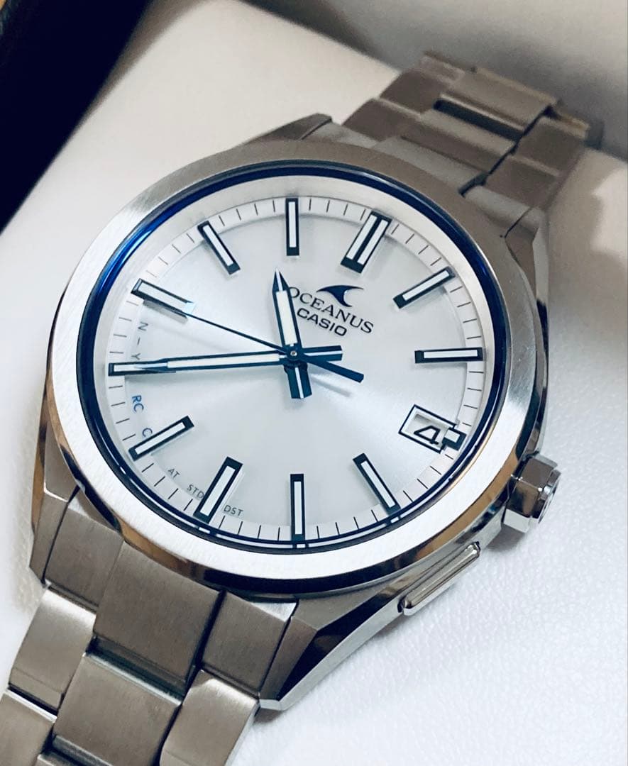 極美品！OCEANUS オシアナス OCW-T200S-7AJF ホワイト