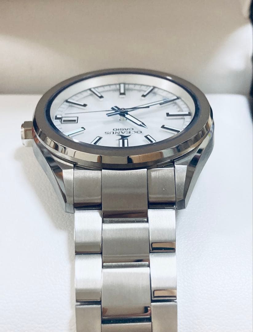 極美品！OCEANUS オシアナス OCW-T200S-7AJF ホワイト