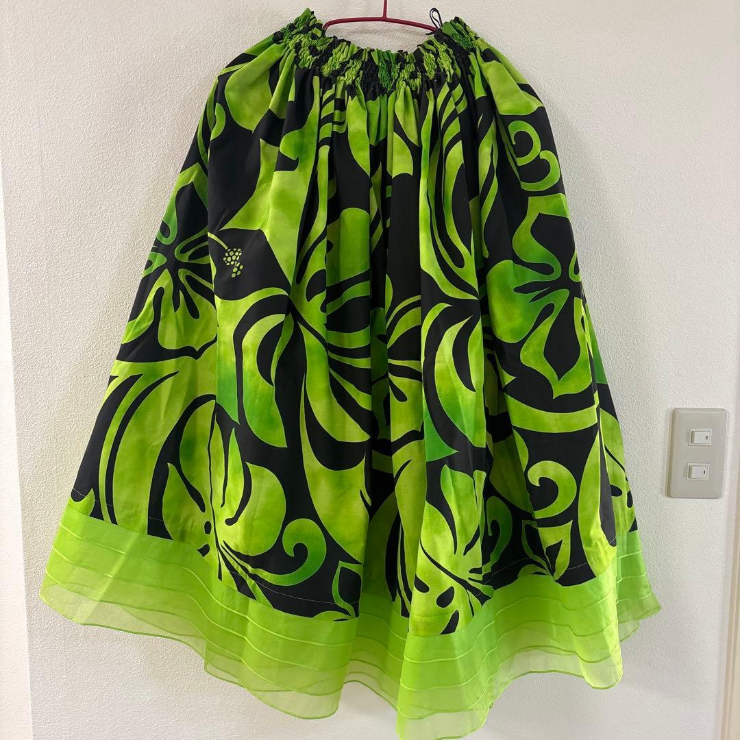 【美品】フラダンス　ブルーヘブンカンパニー　3点セット② 合計5着あり