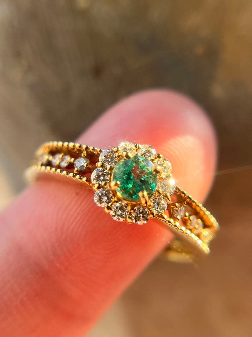 新品K18YGエメラルド0.2ctダイヤモンドリング指輪