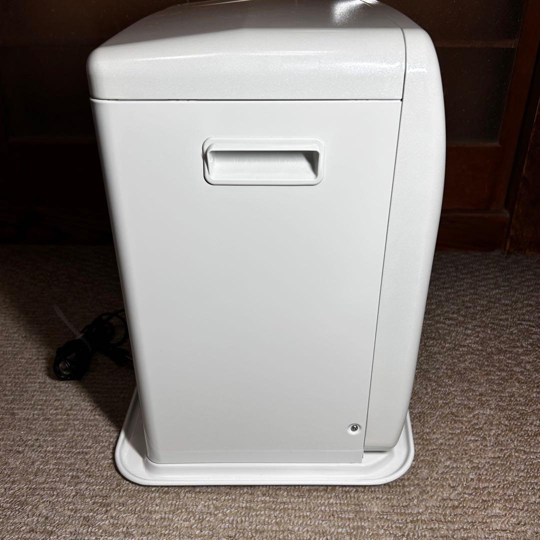 コロナ　石油ファンヒーター　FH-ST5716BY-W