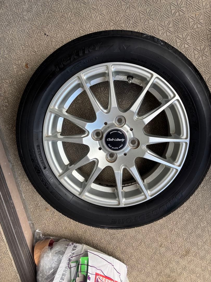 ブリヂストンネクストリー14インチ タイヤ・ホイール４本セット