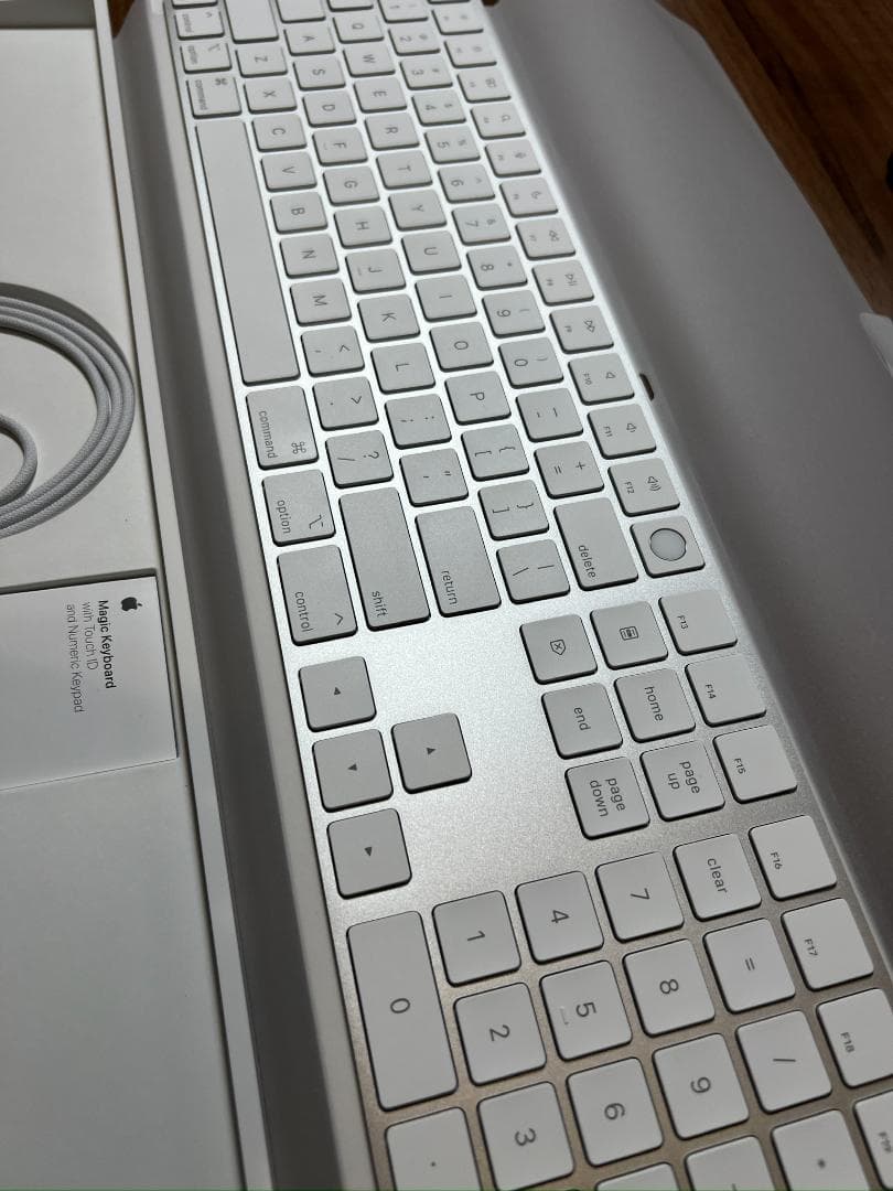 新品・開封済み Appleシリコン用Touch ID搭載キーボード US