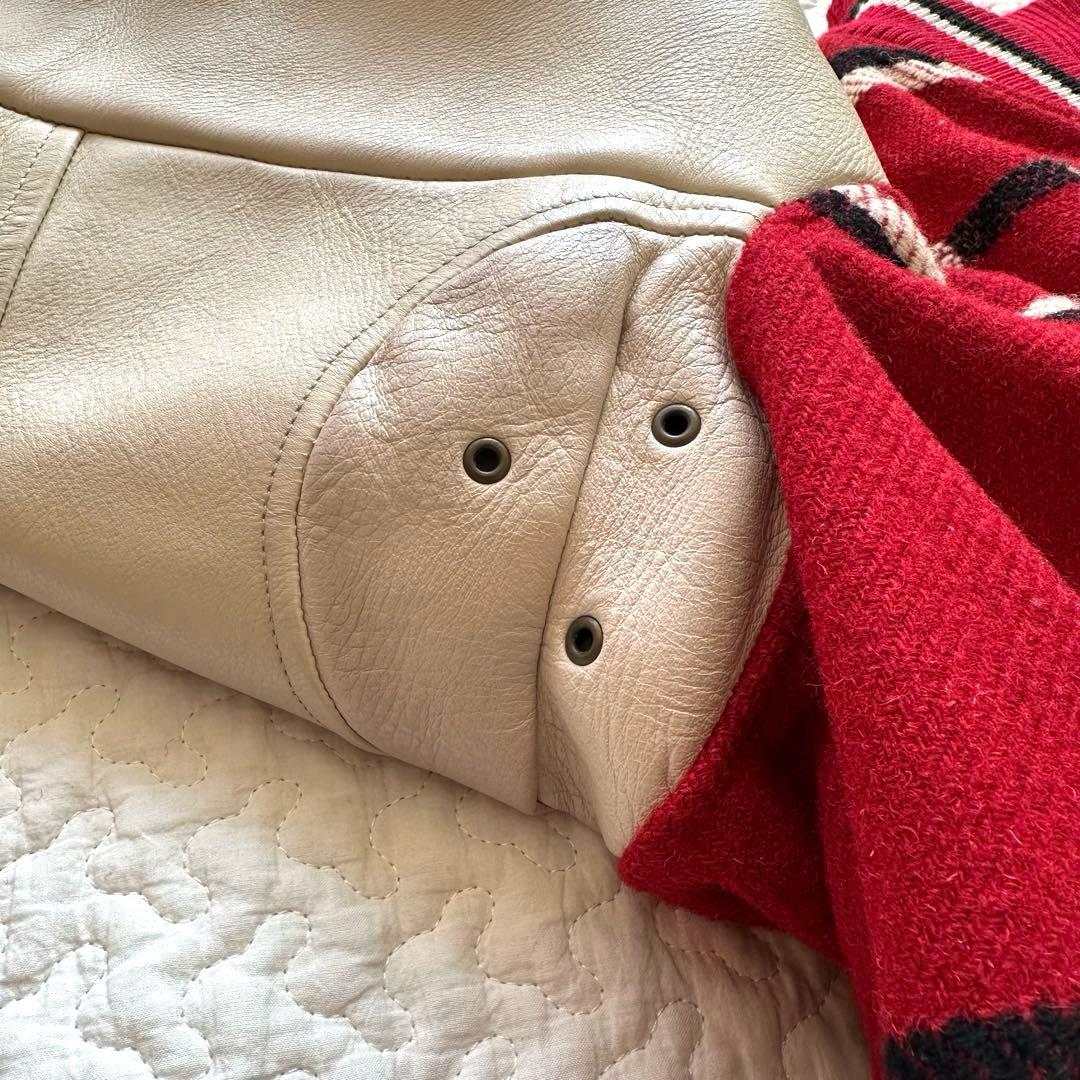 ヒステリックグラマー　スタジャン 赤 クリーム　牛革